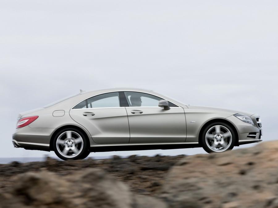  Mercedes-Benz CLS350 AMG Sports Package 2010 года  (фото 3 из 28)
